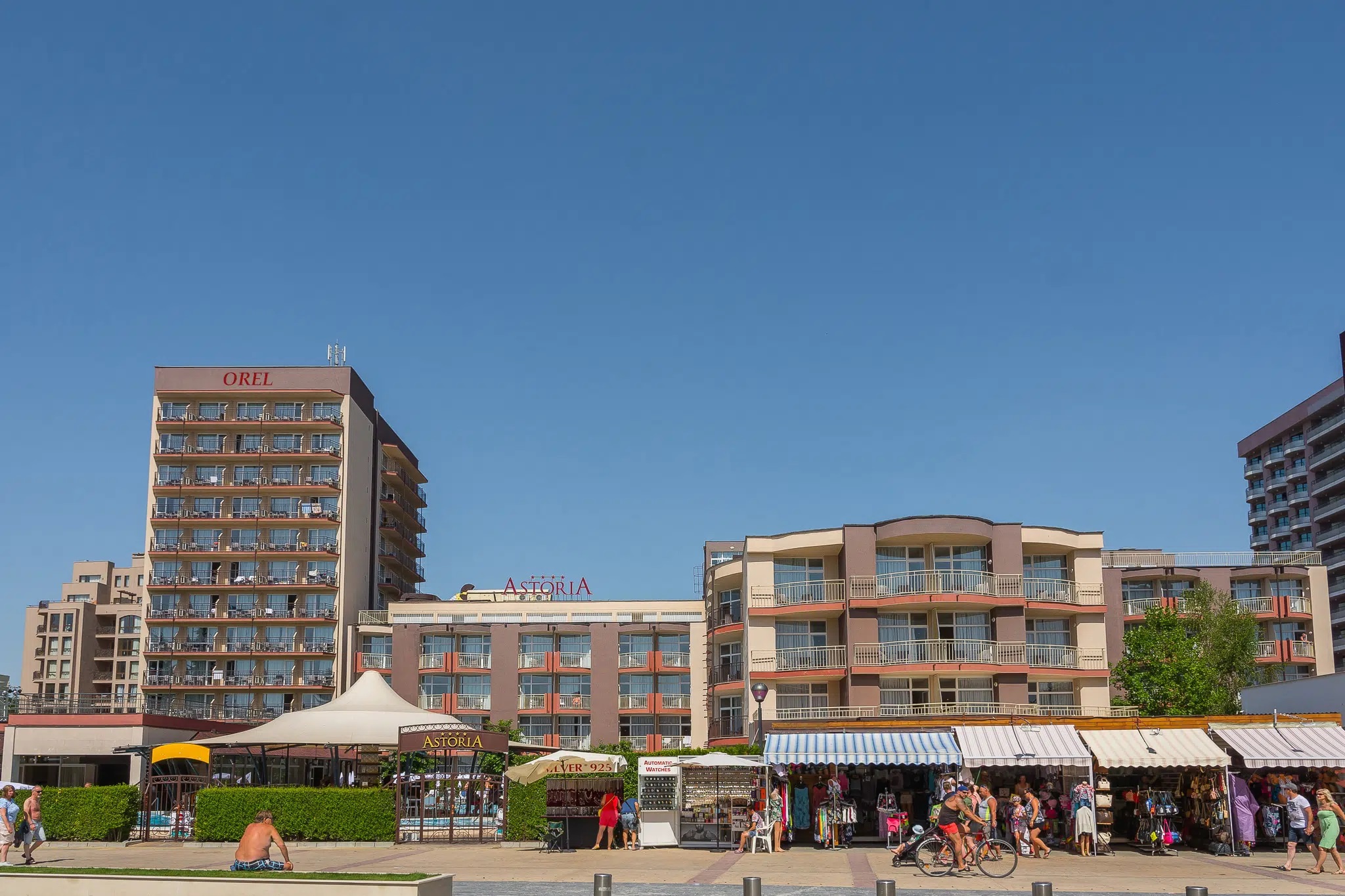 MPM Astoria Hotel-Panorama.jpg