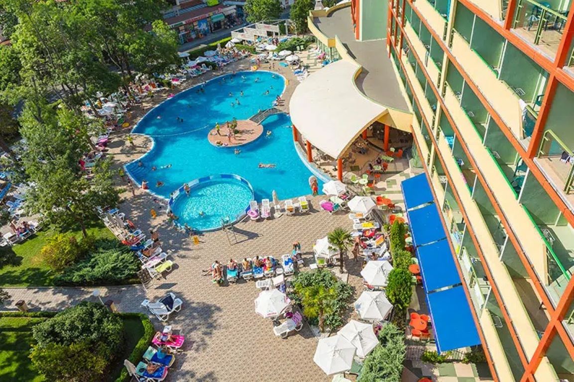 MPM Kalina Garden Hotel-bazen.jpg