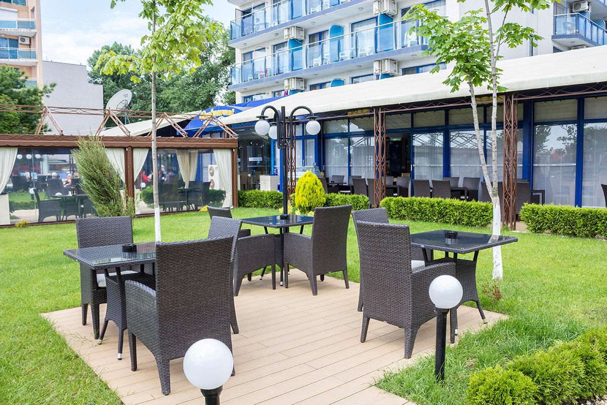 Hotel Palace-Basta.jpg