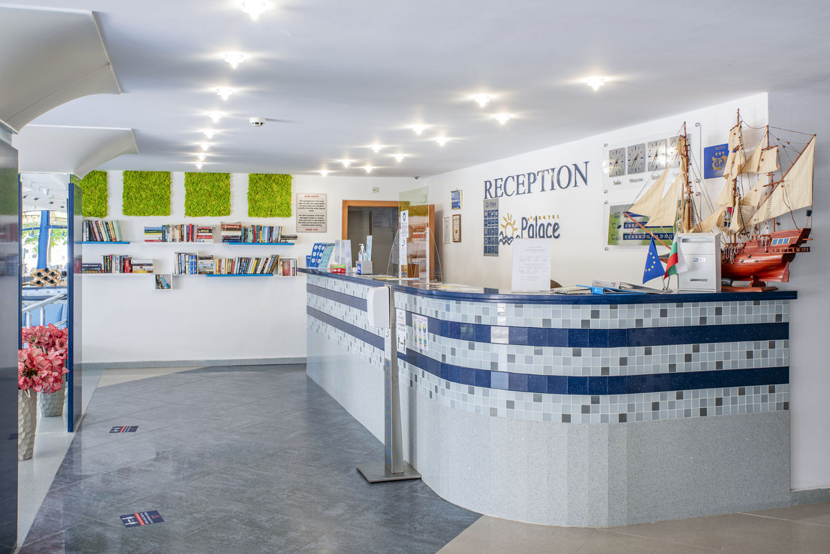 Hotel Palace-Recepcija.jpg