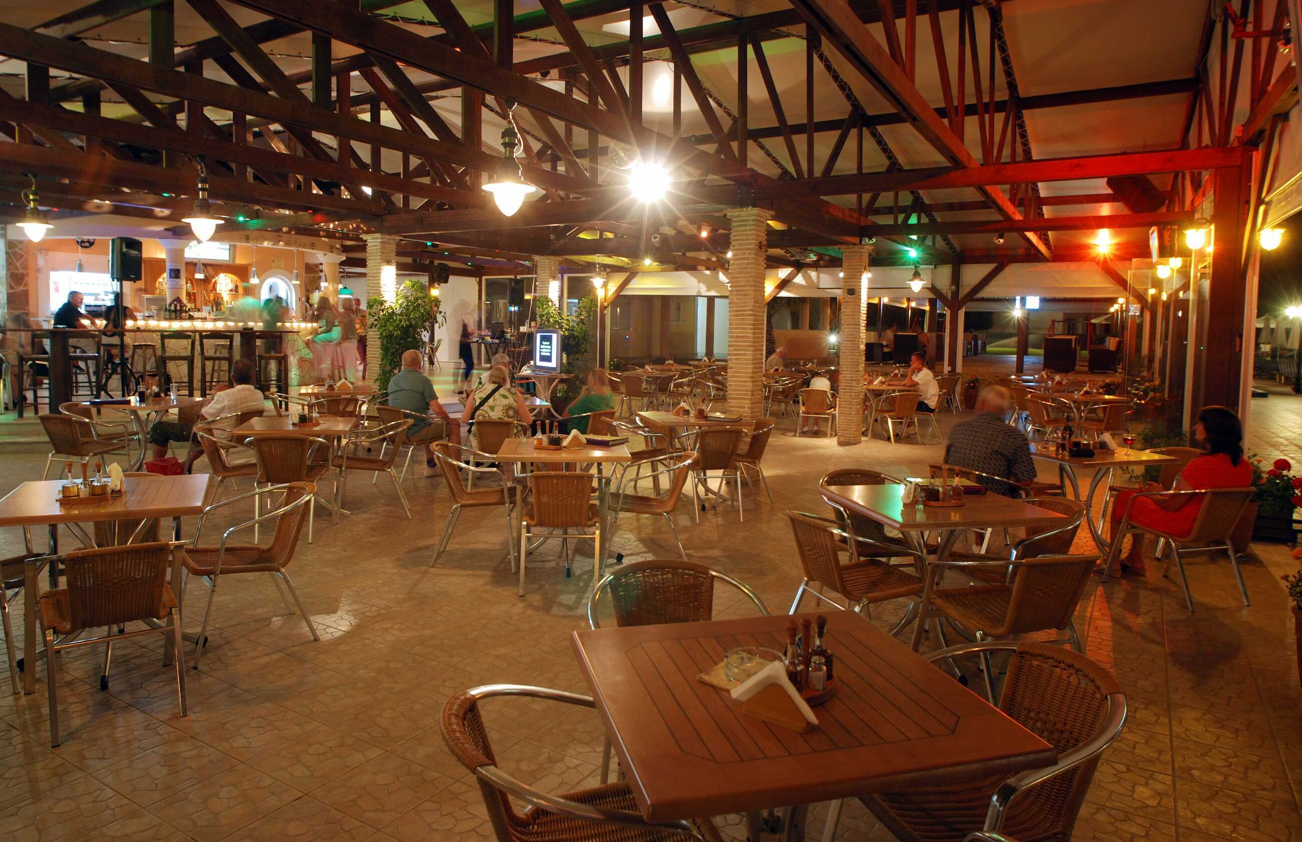 Alykanas Beach Grand Hotel-Bar.jpg
