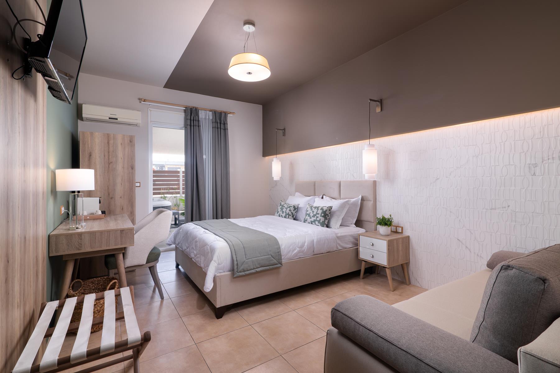 Elle Rooms & Suites-Junior suite sa djakuzijem.jpg