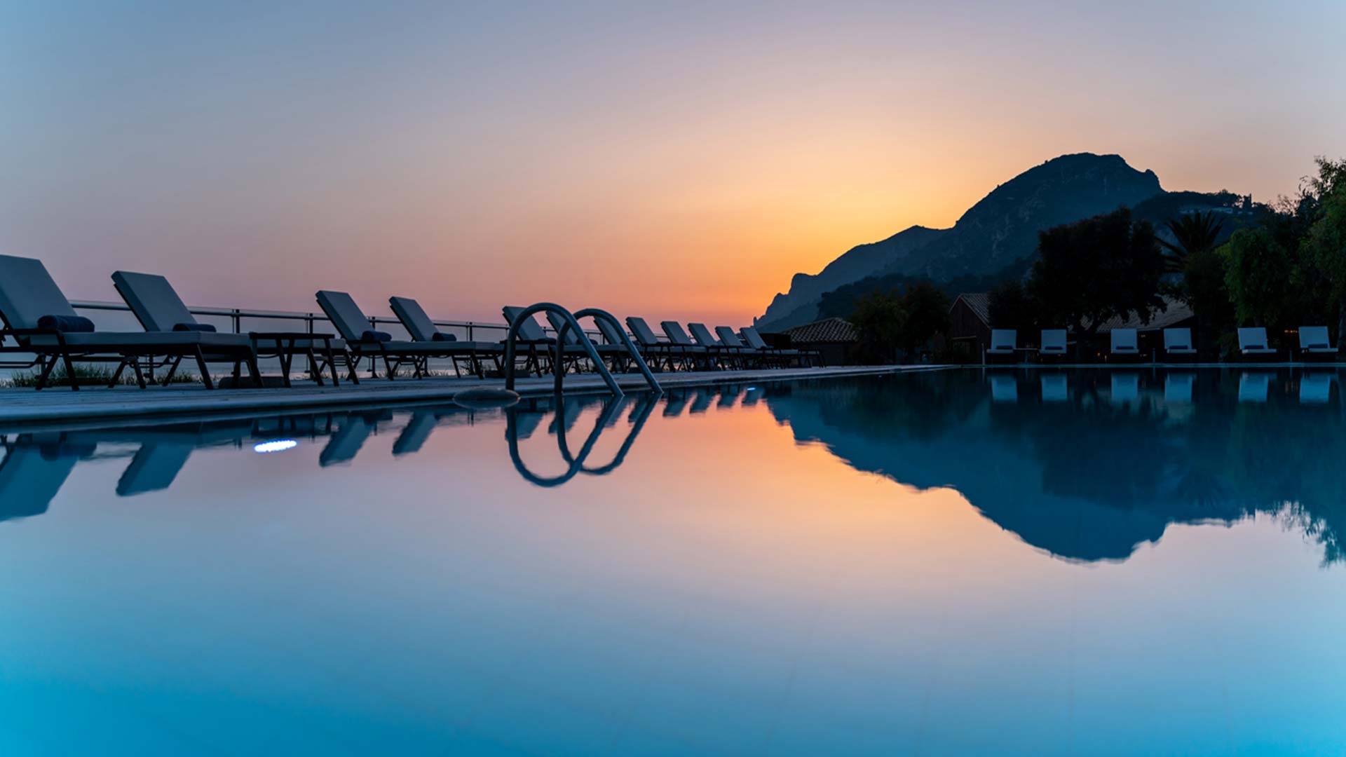 Hotel Domes of Corfu-Bazen.jpg