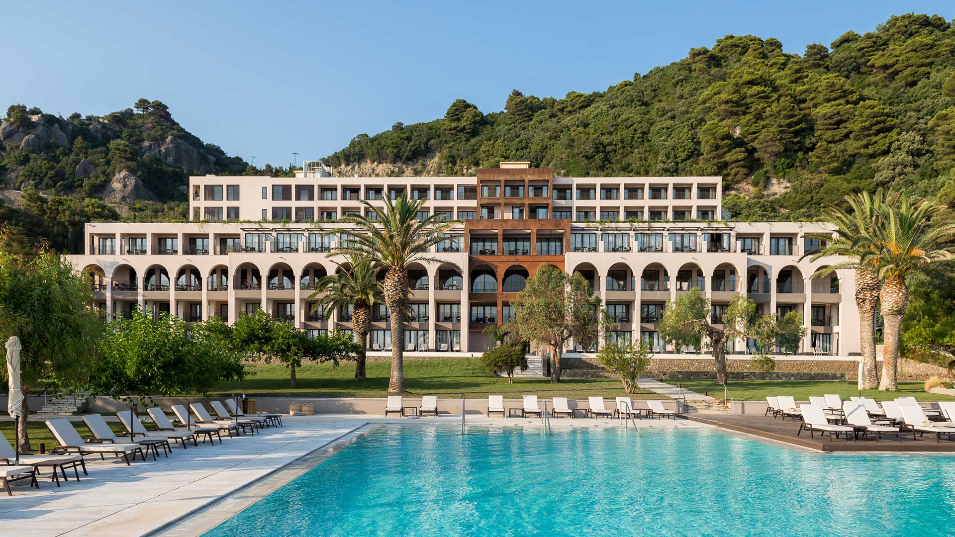 Hotel Domes of Corfu-Hotel spolja.jpg
