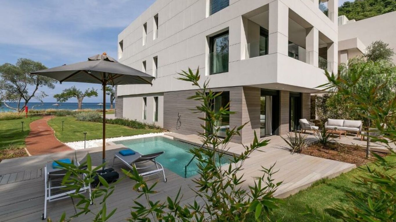 Vathi Cove Luxury Resort & Spa-Deluxe  family suite private pool.jpg