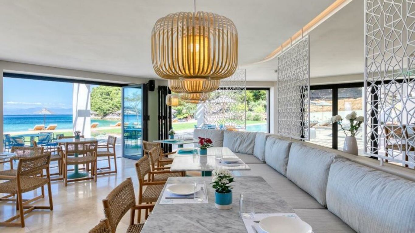 Vathi Cove Luxury Resort & Spa Hotel-Restoran.jpg