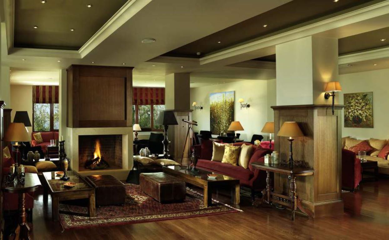 Hotel Xenia Palace-Lobby.jpg