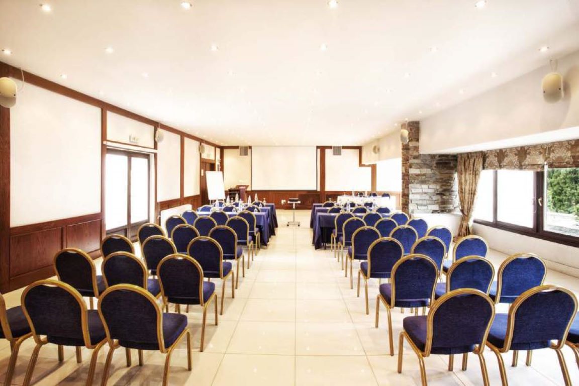 Xenia Palace Hotel-Sala za sastanke.jpg