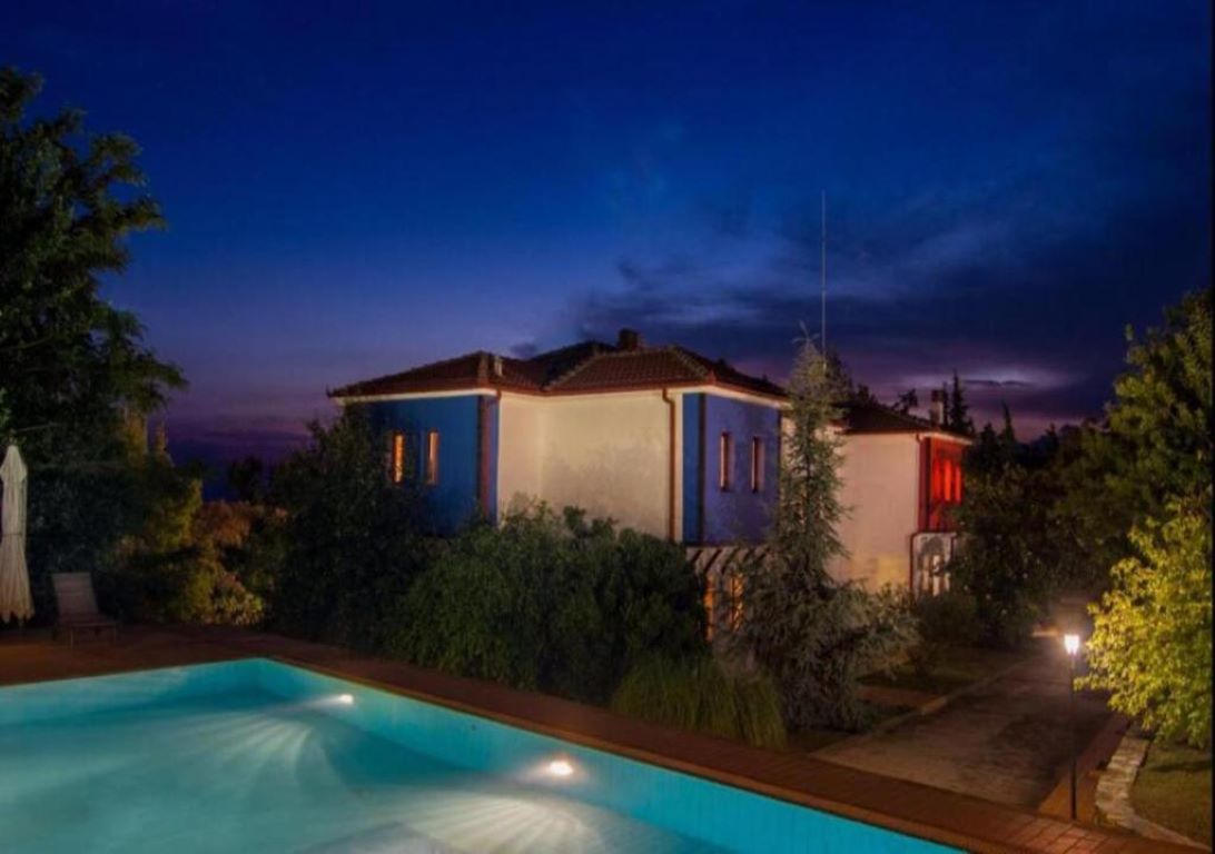 Hotel Roxani Country House-Bazen.jpg