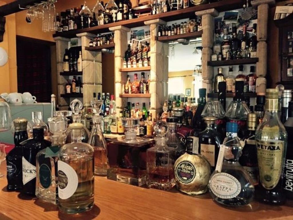 Roxani Country House Hotel-Lobby bar.jpg