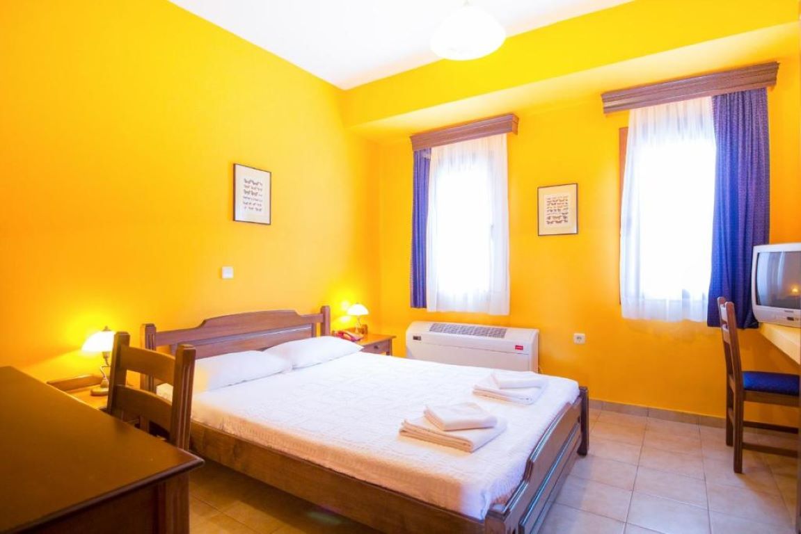 Roxani Country House-Suite.jpg