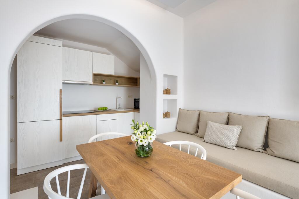 Hotel Elia luxury one bedroom apartment beach front 2.jpg