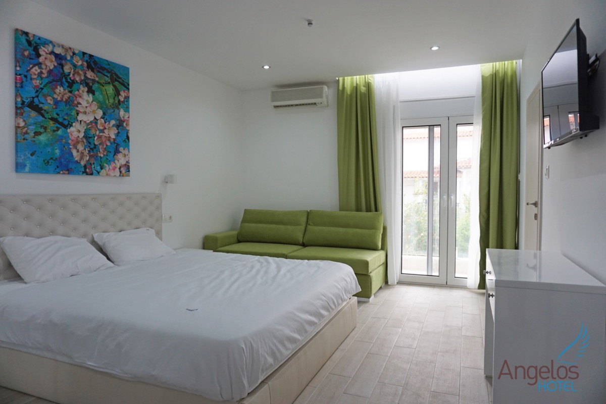 Angelos hotel porodicna soba.jpg