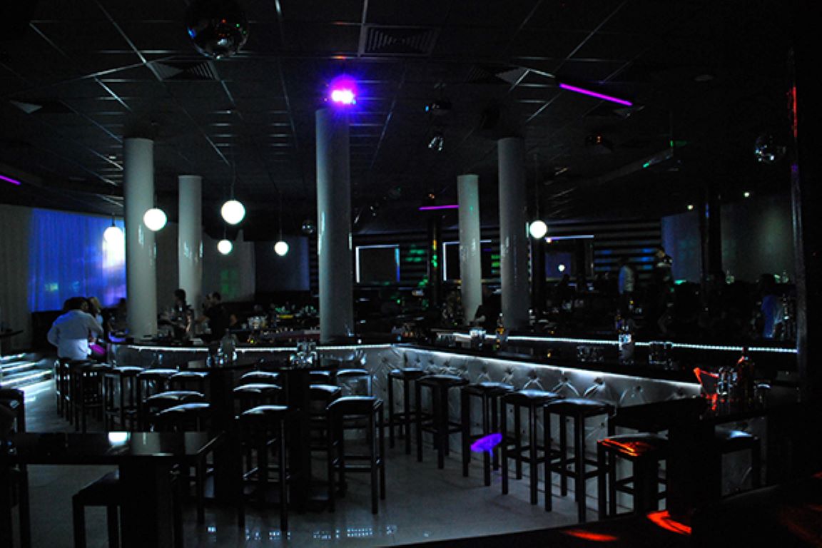 Iceberg Borovec Hotel-Nocni klub.jpg