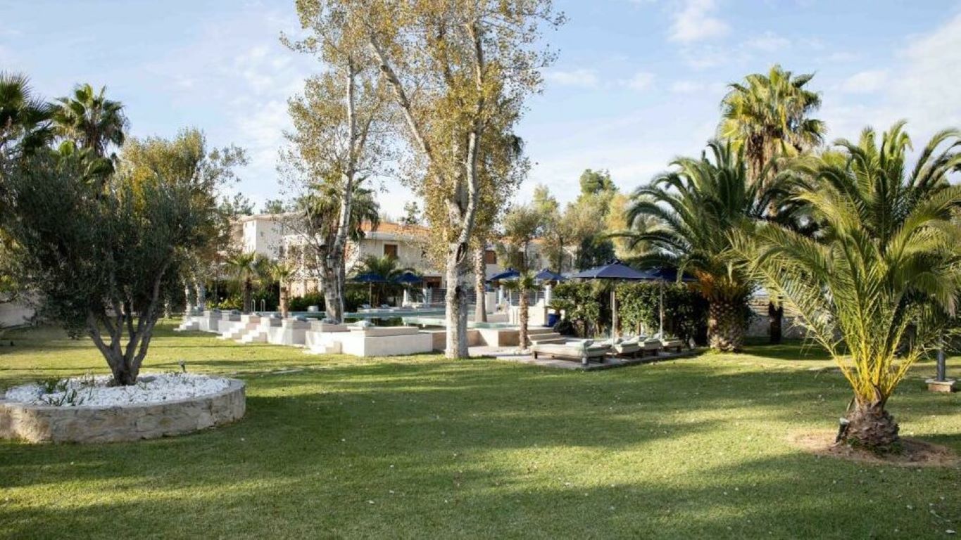 W Villas-Beach villas 4 bedrooms.jpg