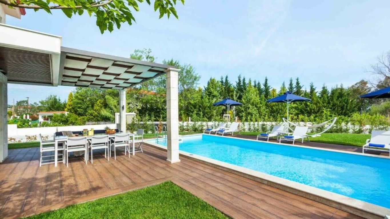 W Villas Hotel-Villa private pool 3 bedrooms.jpg
