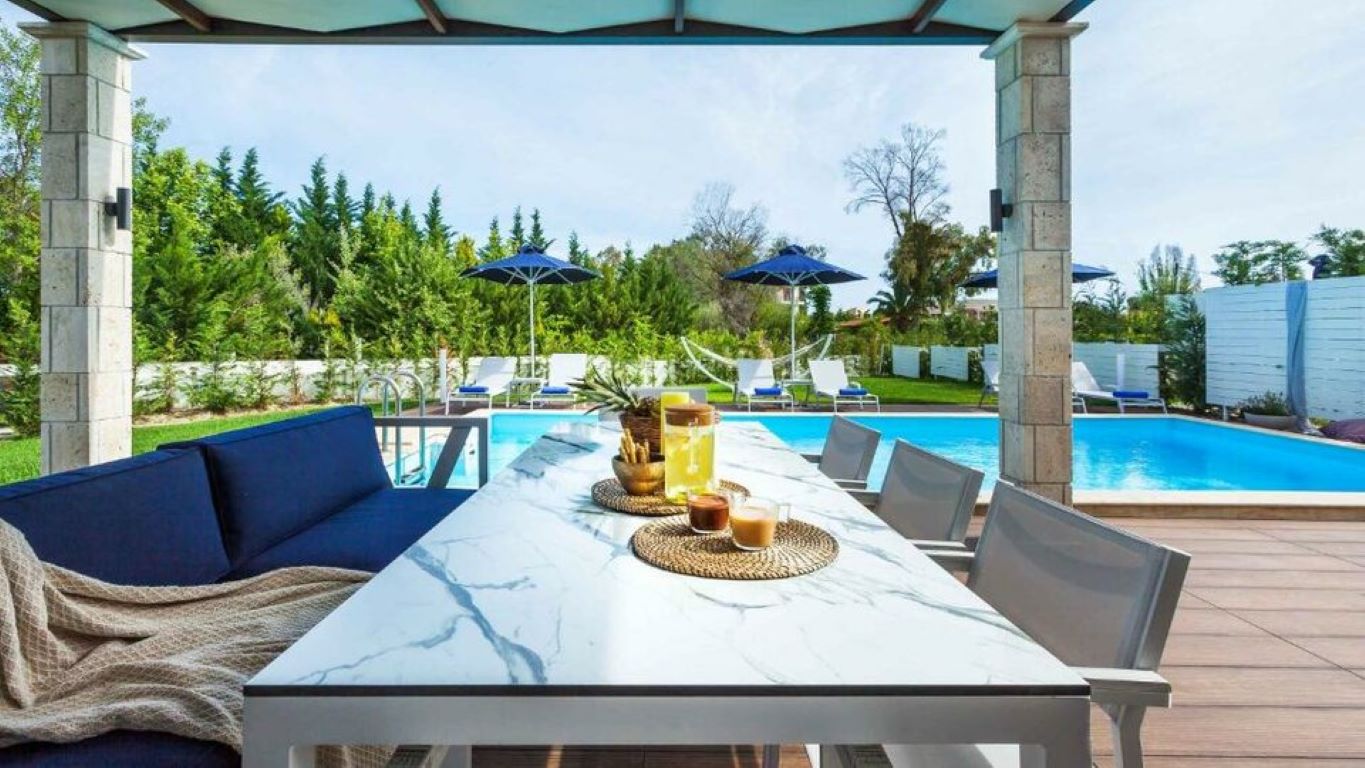 W Villas Hotel-Villa private pool 5 bedrooms.jpg