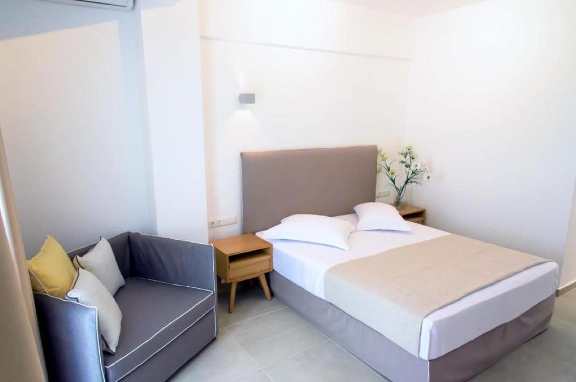 Stavros Beach Hotel-Porodicna soba.jpg
