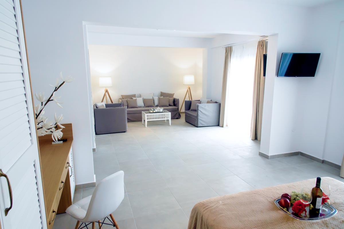 Stavros Beach Hotel-Suite.jpg