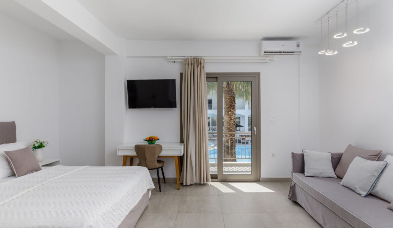 Stavros Beach-Junior suite.jpg