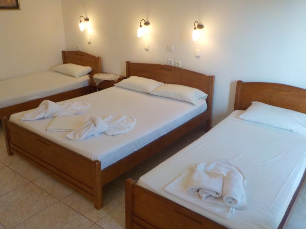 Estelle Hotel-Cetvorokrevetna soba.jpg