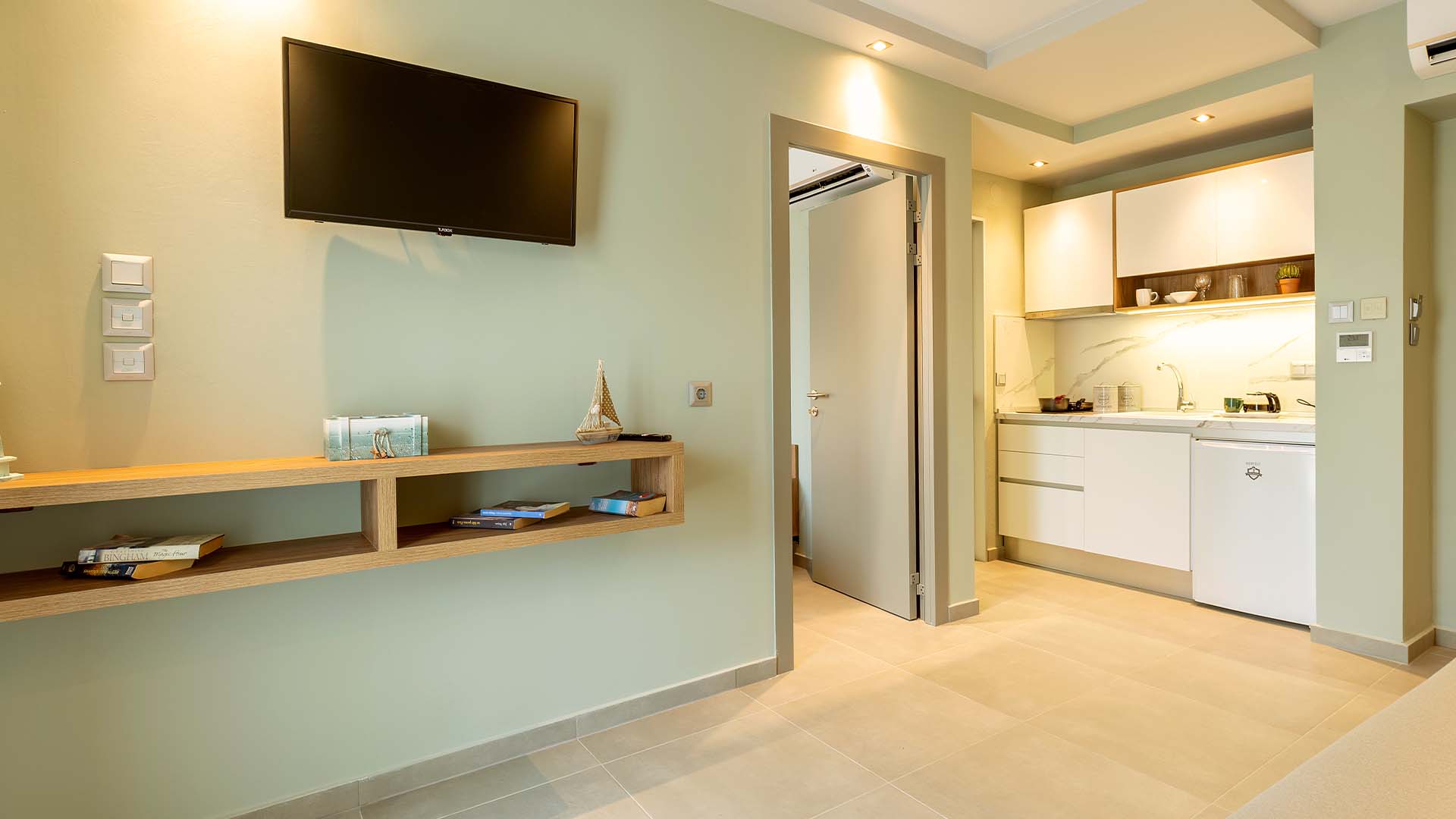 Estelle Luxury Boutique Hotel-Luxury suite.jpg