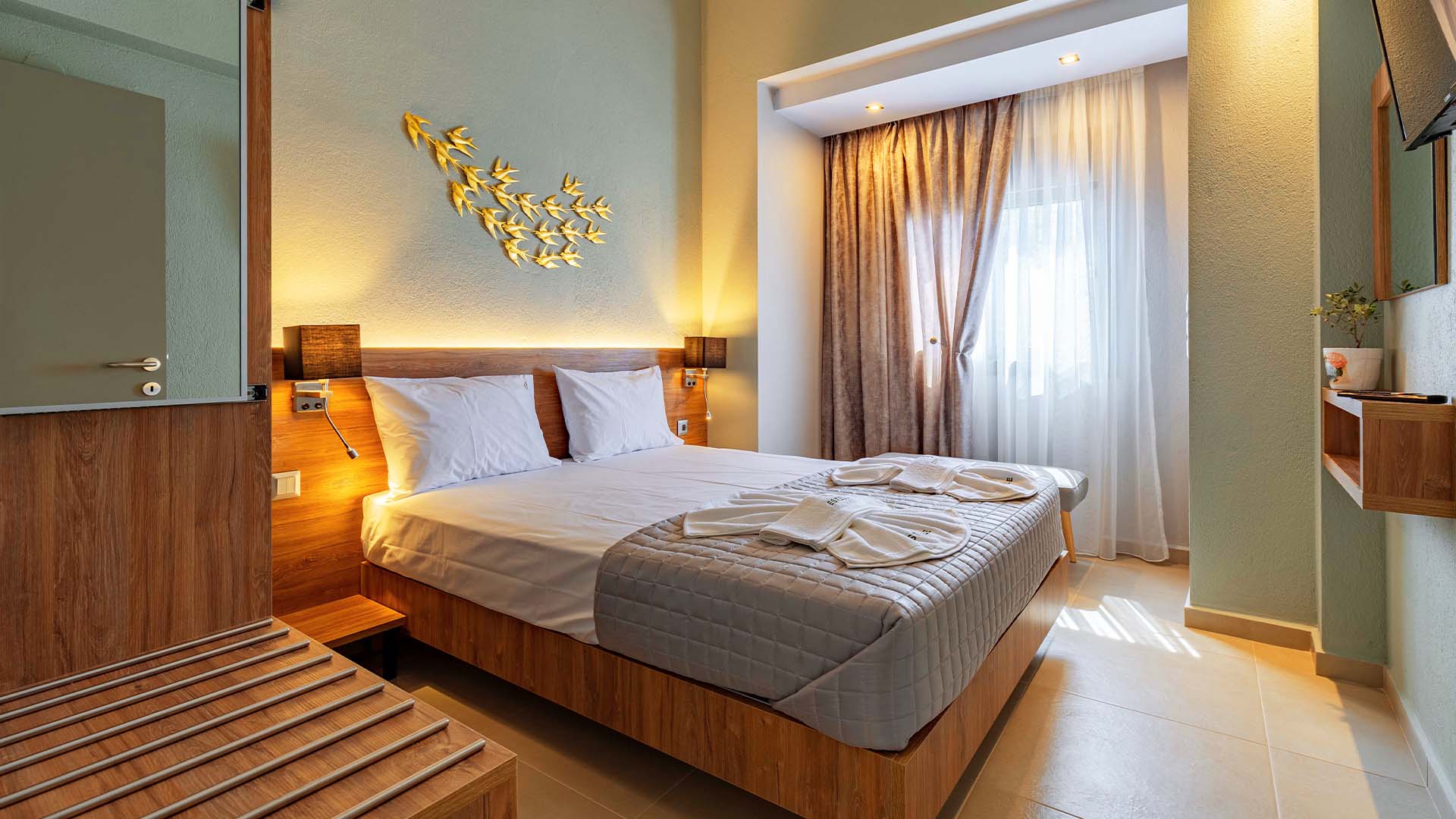 Estelle Luxury Boutique-Luxury apartments.jpg