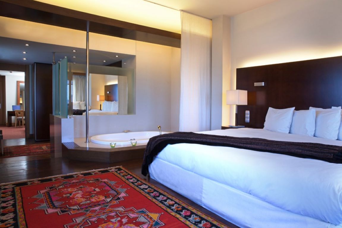 Lazart Hotel-Penthouse suite.jpg