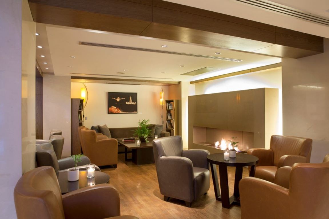 Lazart-Lobby.jpg