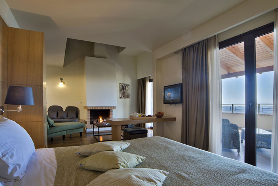 Hotel Domotel Anemolia-Executive suite.jpg