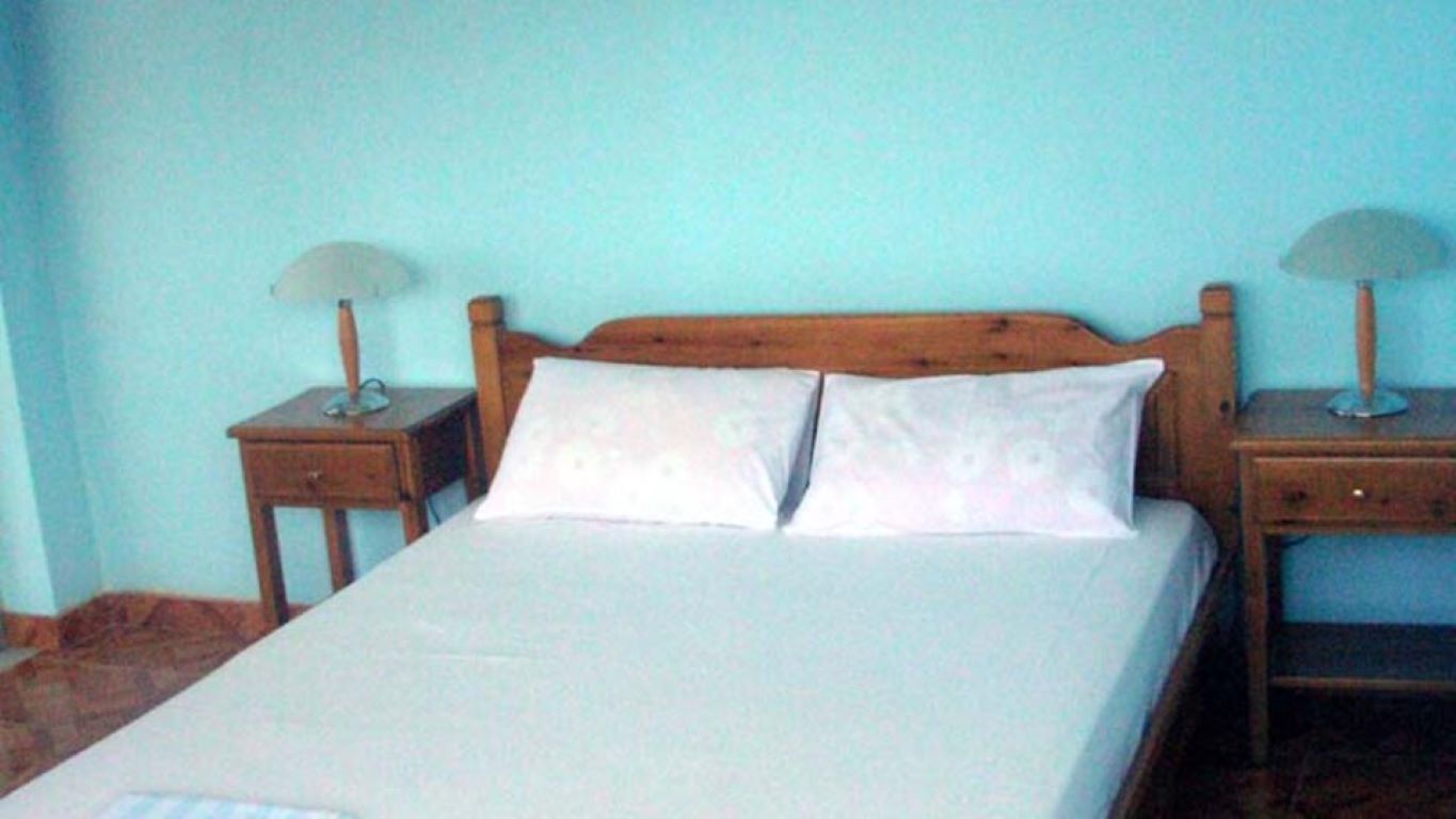 Hotel Nicolas-Standardna soba.jpg