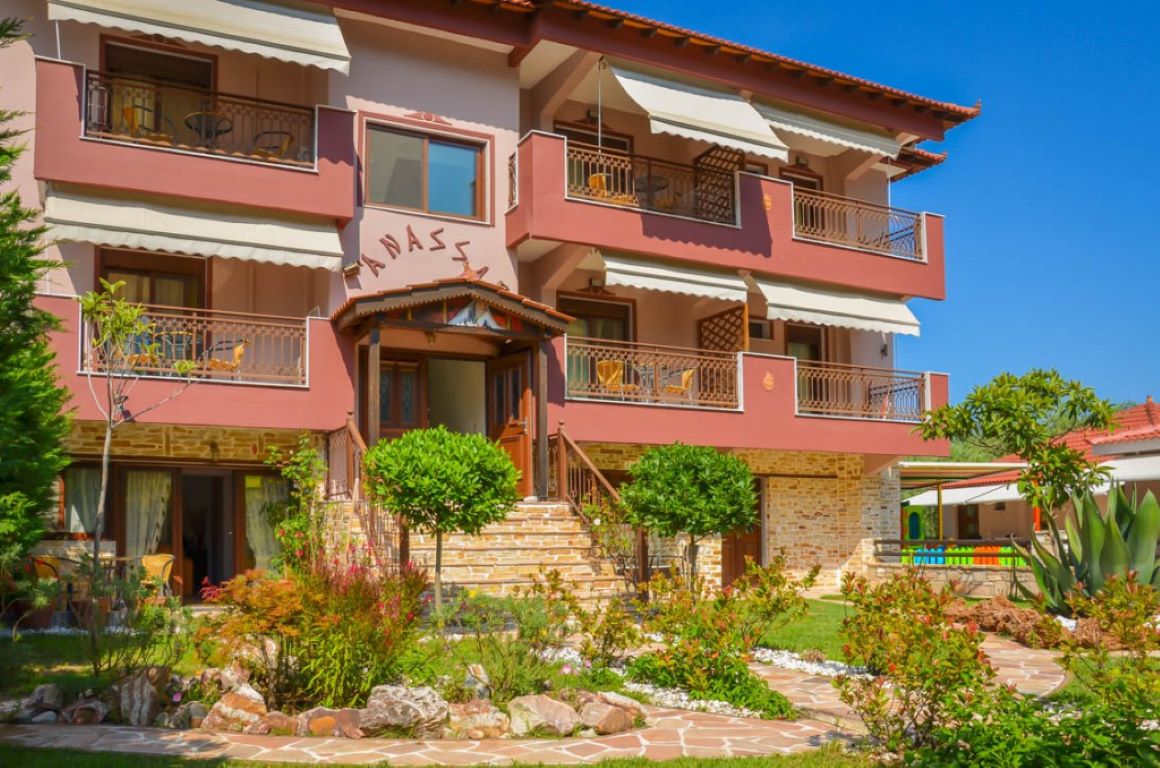 Anassa Studios-Hotel spolja.jpg
