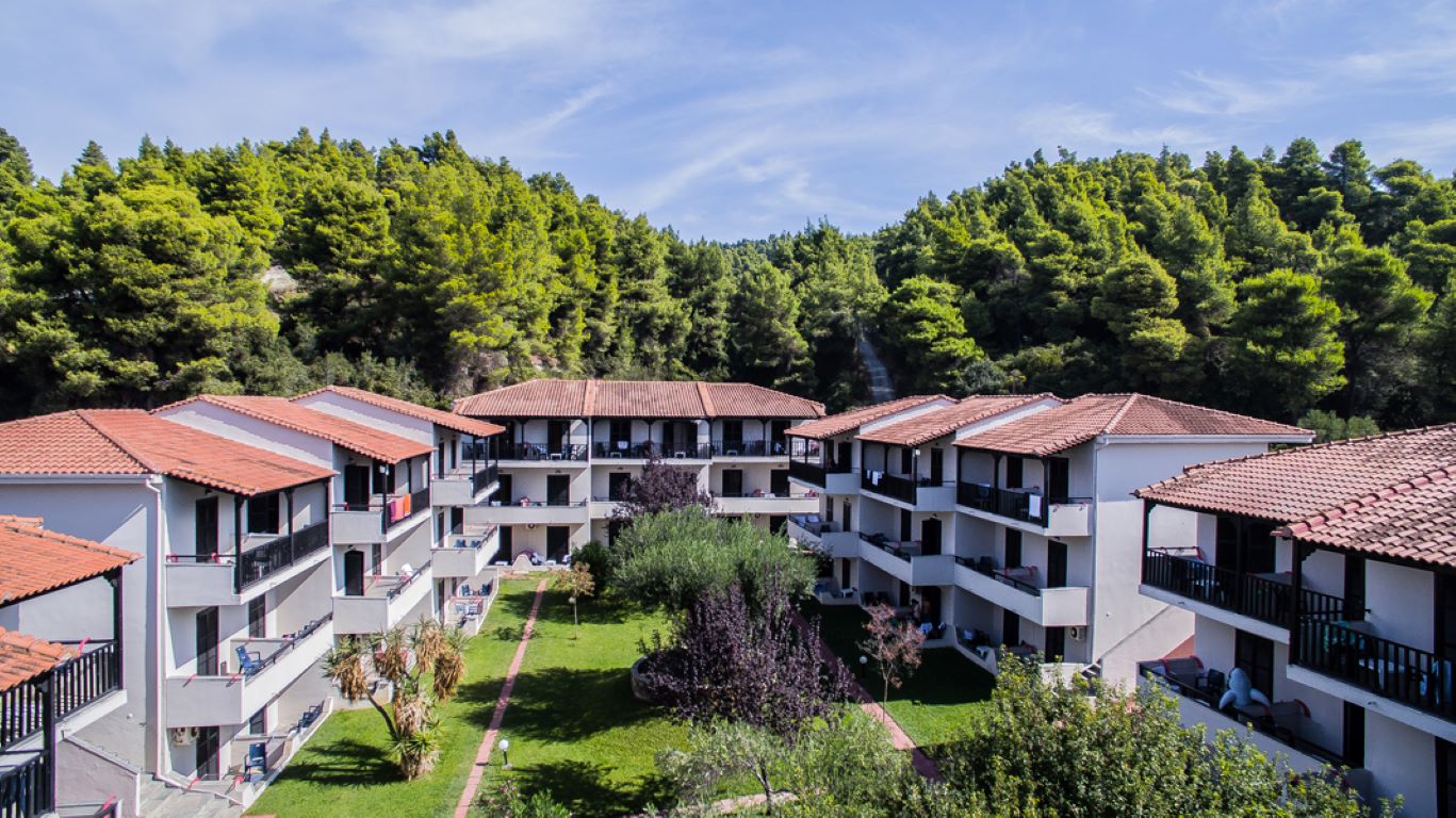 Bellagio Hotel Fourka-Hotel spolja.jpg