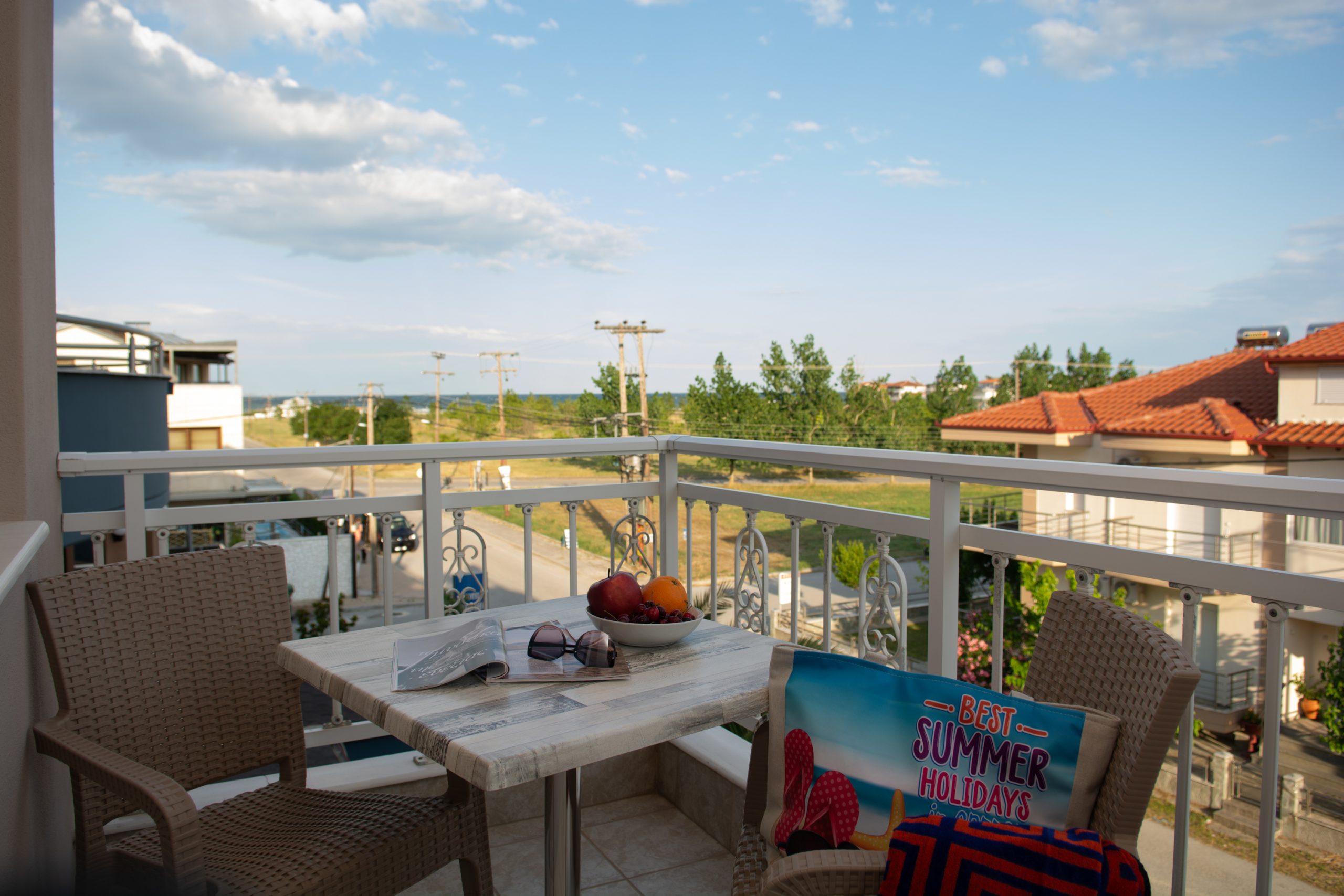 Villa Morfeas-Pogled sa terase.jpg