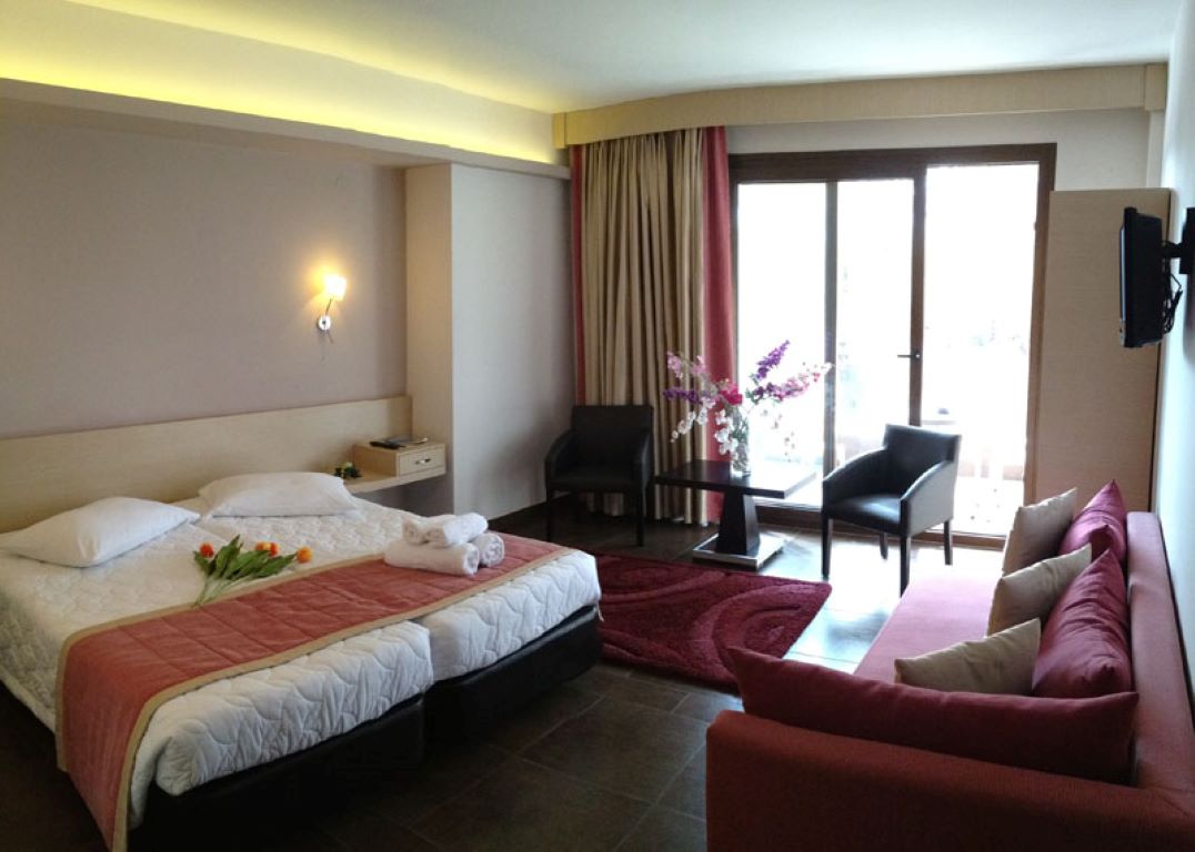 Hotel Ifigenia-Standardna soba.jpg