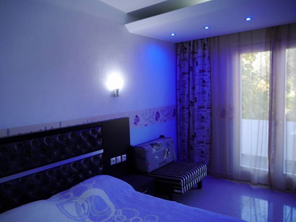 Blue Bay Beach Hotel-Studio pogled more.jpg