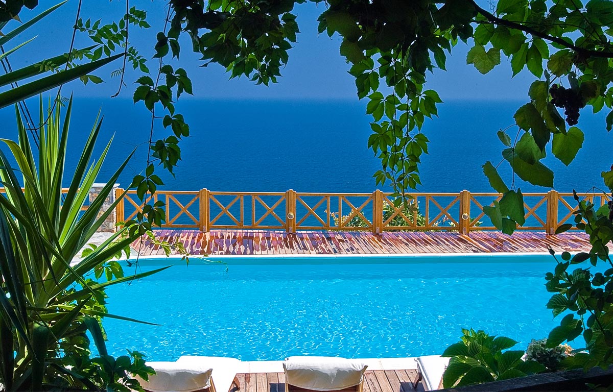 Agapitos Villas-Pogled na more.jpg