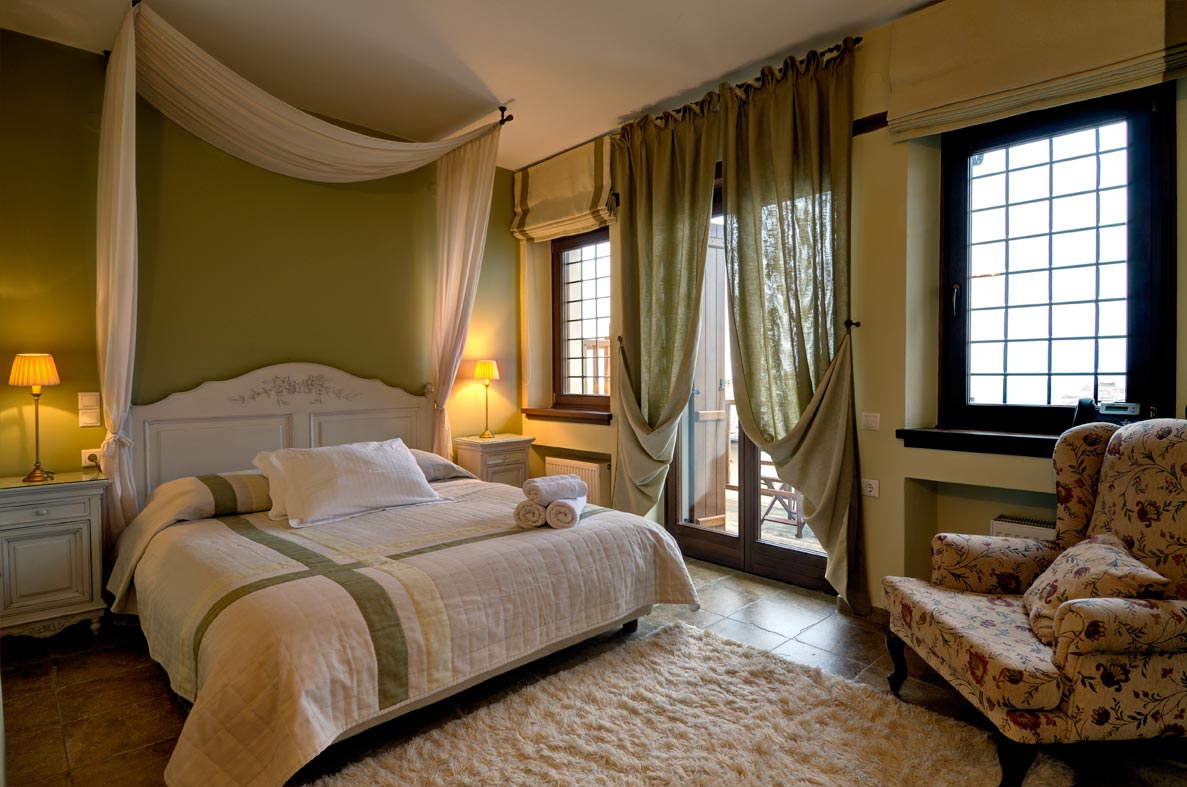 Agapitos Villas-Superior soba pogled more.jpg