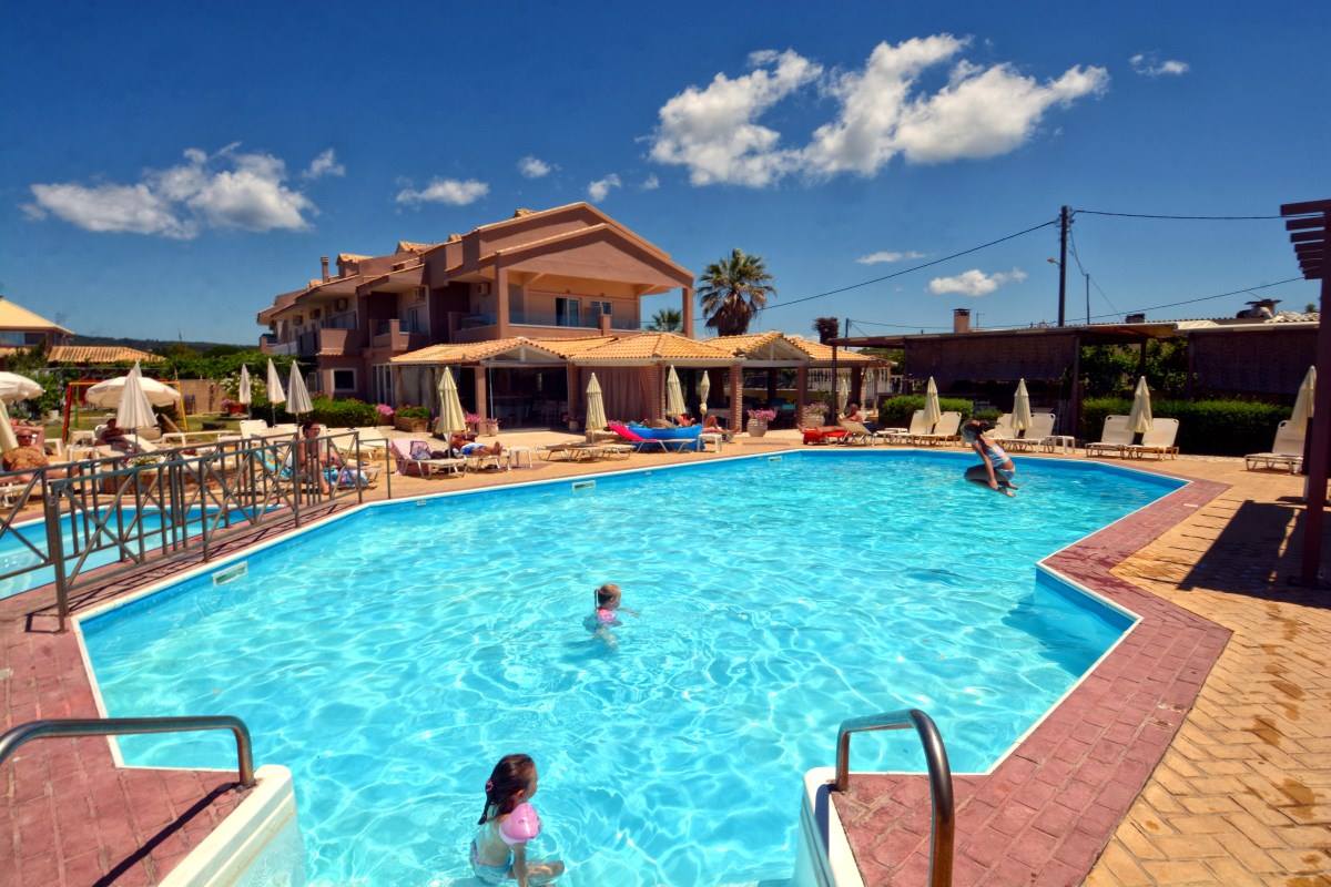 Blue Sea Hotel-Deciji bazen.jpg
