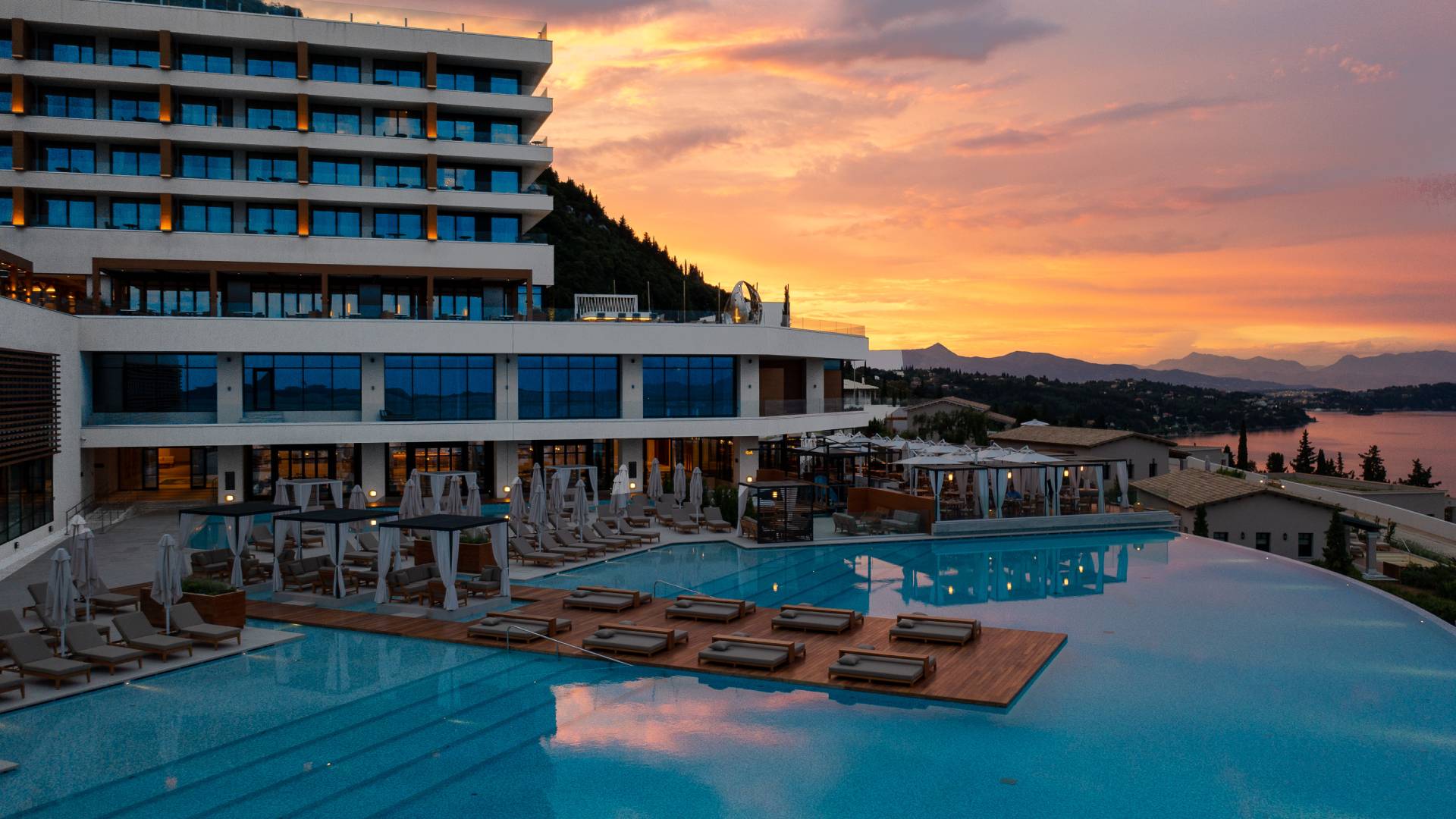 Hotel Angsana Corfu Resort & Spa-Hotel spolja.jpg