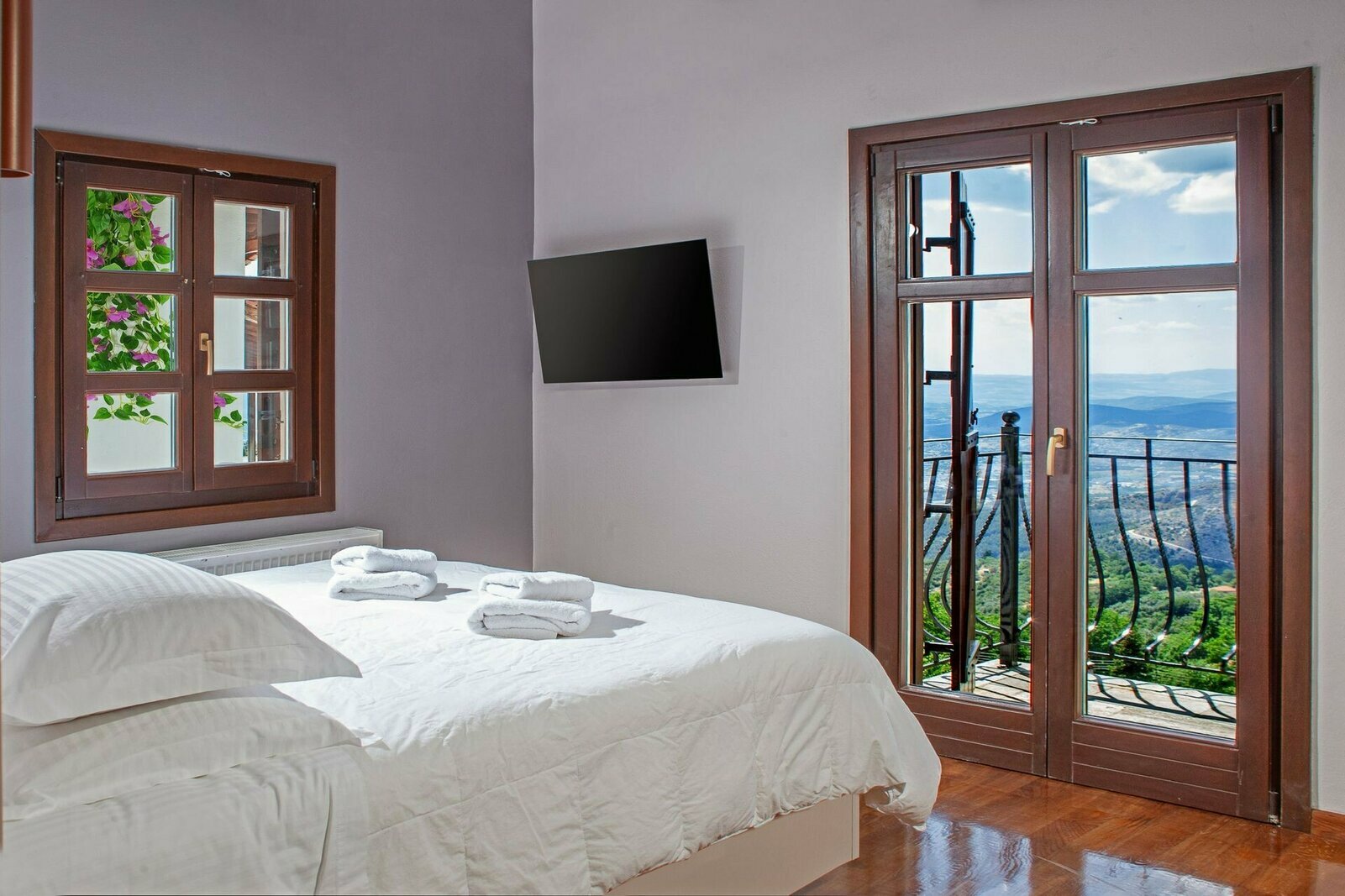 Erofili Hotel & Suites-Grand luksuzni suite panoramski pogled.jpeg