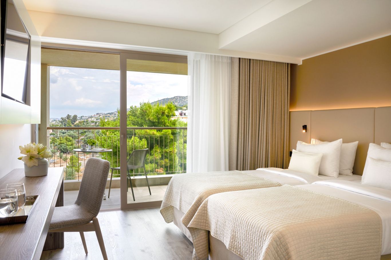 Hotel Vinnci EverEden-Deluxe standard.jpg