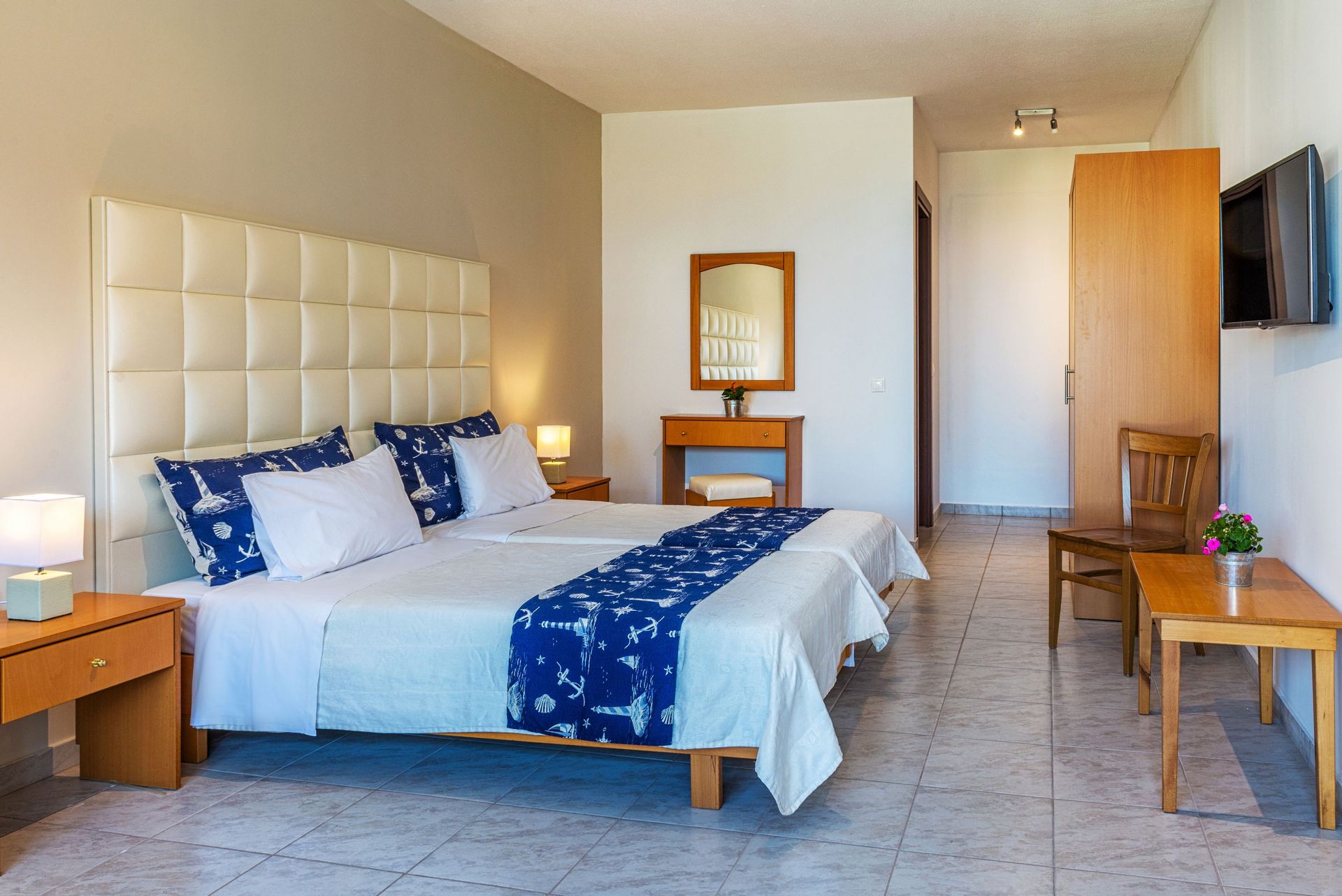 Georgalas Sun Beach Villa-Comfort trokrevetna.jpg