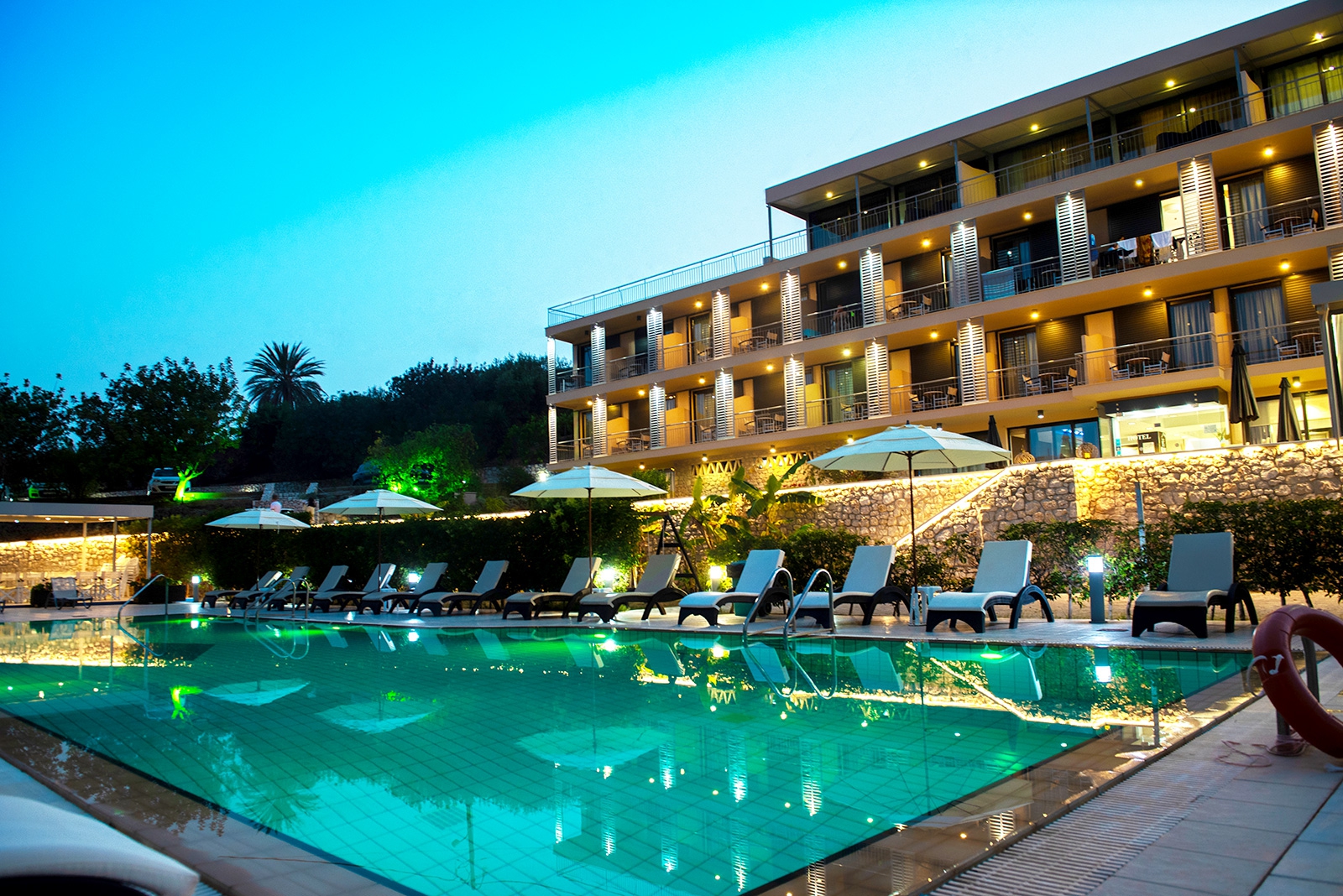 Hotel Apollon-Bazen.jpg