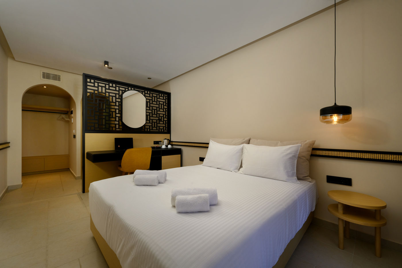Hotel Acharavi Mare-Standardna soba.jpg