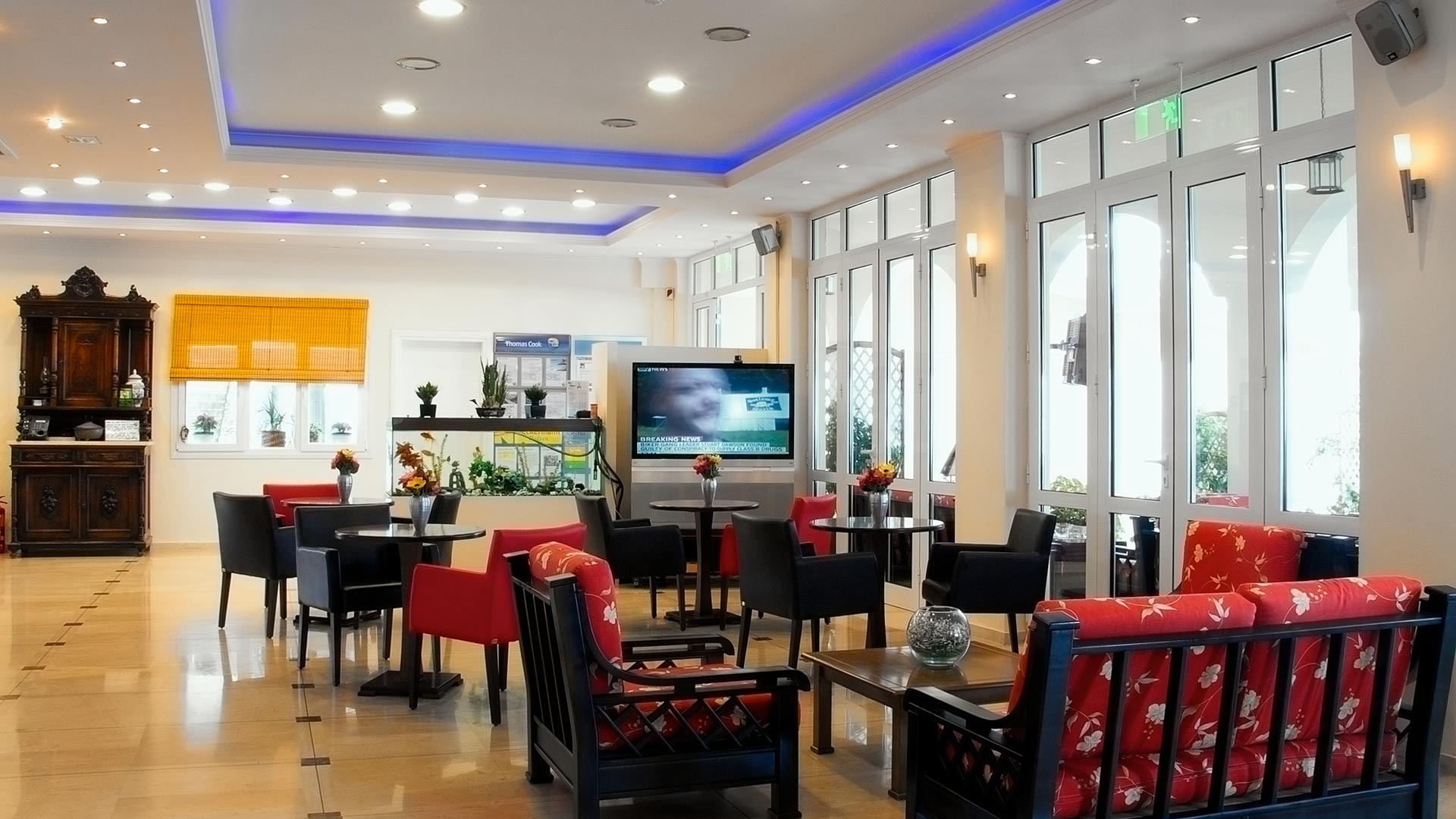 Hotel Coral Corfu-Lobby.jpg