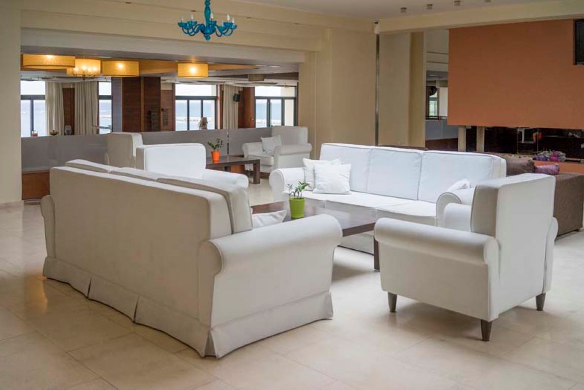 Kymi Palace Hotel-Lobby.jpg