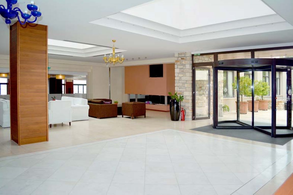 Kymi Palace-Lobby.jpg
