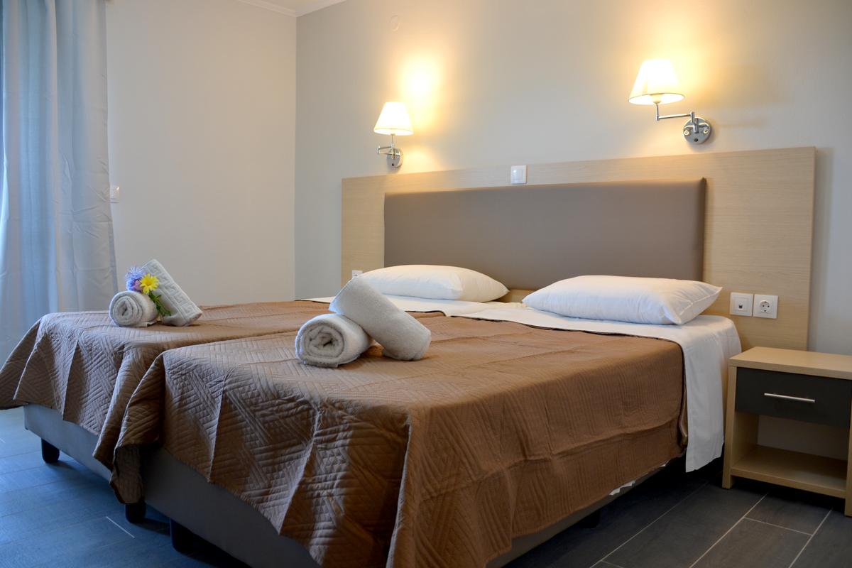 Hotel Dassia Holiday Club-Bungalow.jpg