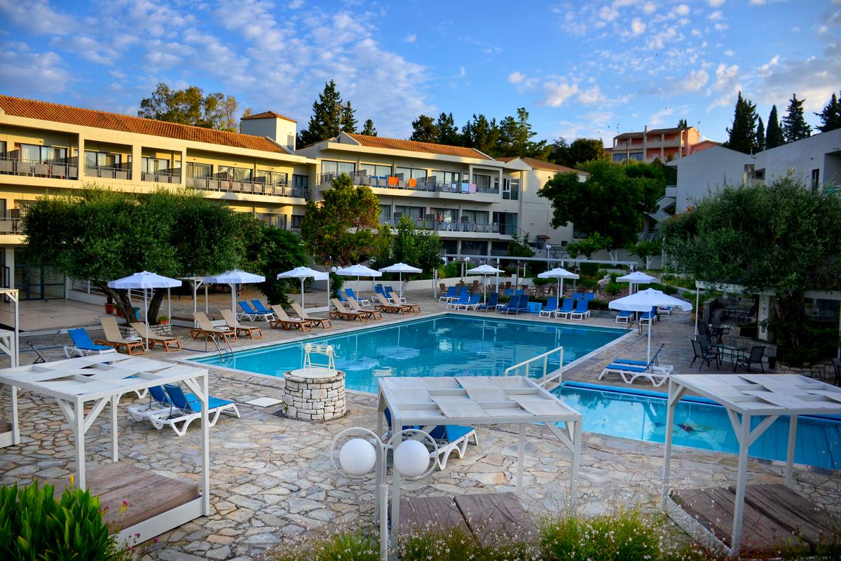 Hotel Dassia Holiday Club-Deciji bazen.jpg